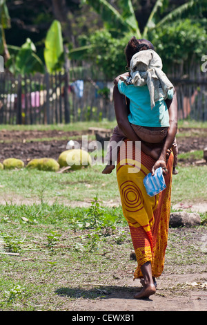 Sakalava Frau Ankify, Madagaskar Stockfoto