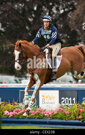 Boyd Martin und Neville Bardos - Cross Country Tag im Land Rover Burghley Horse Trials 2011 Stockfoto