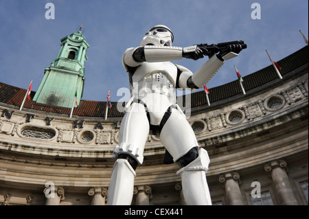 Imperiale Sturmtruppen vor der alten County Hall. Stockfoto