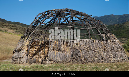 Ein Chumash Reet Wohnung genannt ein "ap rekonstruiert im Rancho Sierra Vista/Satwiwa Stockfoto