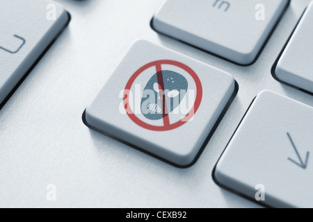 Anti-Raiders-Angriff-Taste auf der Tastatur. Getönten Image. Stockfoto