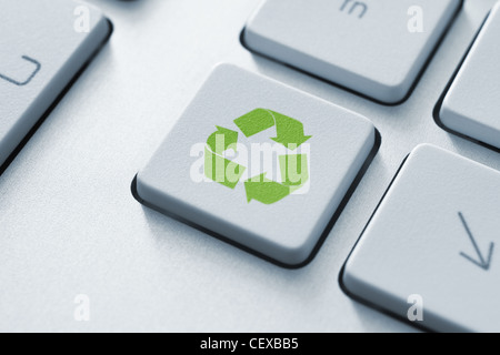 Taste auf der Tastatur zu recyceln. Getönten Image. Stockfoto