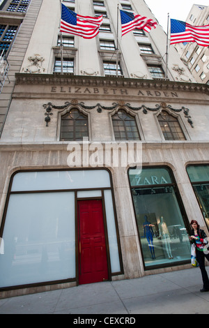 Elizabeth Arden Red Door Spa Leerstand Bei 691 Fifth Avenue