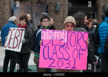 New York University Studenten und ihre Anhänger protestieren an der NYU über Expansionspläne der Universität Stockfoto