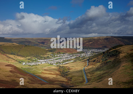 Bwlch y Clawdd, blickte in Richtung Cwm Parc und Treorchy in Süd-Wales, UK Stockfoto