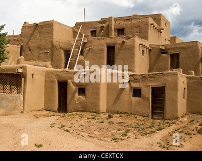 Pueblo-Altbau Stockfoto