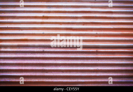 Hintergrundbild von Multi getönten rustikale Wellblech Stockfoto