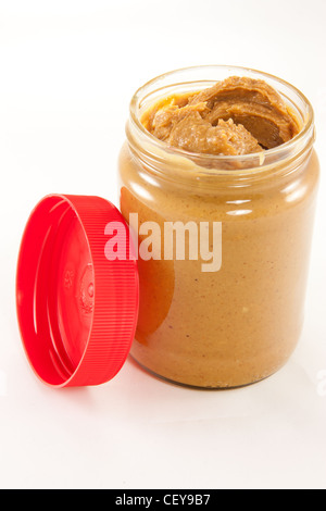 Bild von ein Glas köstlichen Erdnussbutter mit Deckel Stockfoto