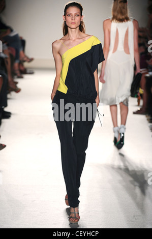 Barbara Bui Paris bereit, WearSpringSummer 2012 Stockfoto