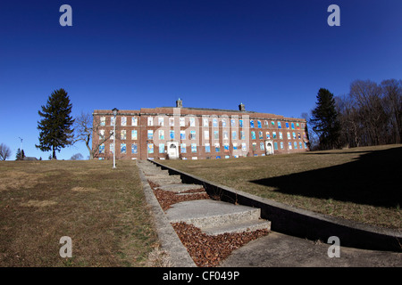 Geschlossene und verlassenen Gebäude im Kings Park psychiatrisches Krankenhaus komplexe Long Island NY Stockfoto