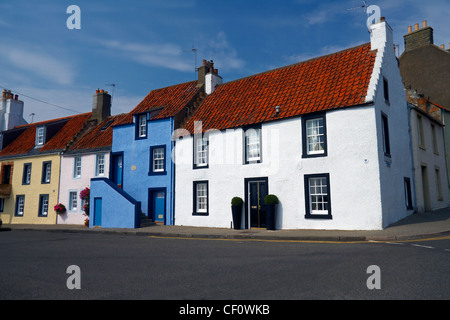Traditionelle Häuser am Hafen von St Monans, East Neuk of Fife, Schottland, Vereinigtes Königreich Stockfoto