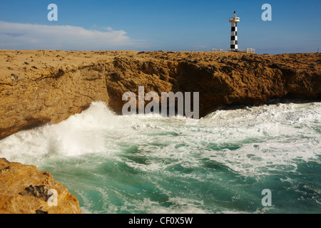 Der Leuchtturm an der Pazifikküste, der westlichste Punkt von Ecuador, La Chocolatera Stockfoto