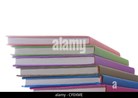 Stapel von bunten echte Bücher auf weiß Stockfoto