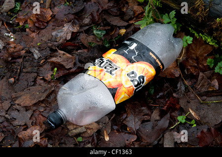 Kunststoff-Tango-Flasche-Wurf Stockfoto