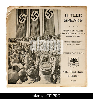 "Hitler Speaks", 7" Vinyl-Platte von Phonix mit Rede von Adolf Hitler in Kassel, Soldaten der Wehrmacht (4. Juni 1939) Stockfoto