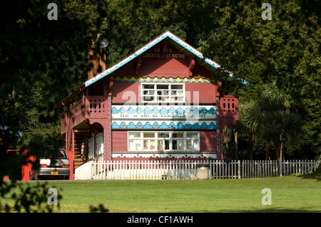 Schweizer Stil Landhaus mitten in Singleton Park in Swansea. Stockfoto