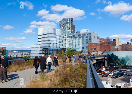 Menschen zu Fuß auf der High Line Stockfoto