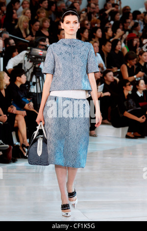 Louis Vuitton Paris bereit, WearSpringSummer 2012 Stockfoto