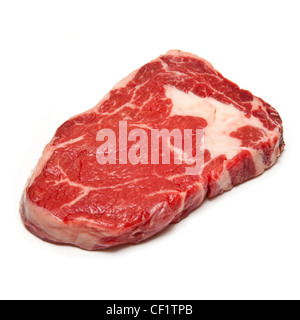 Schottische North Highland Rib Eye Steak isoliert auf einem weißen Studio-Hintergrund. Stockfoto