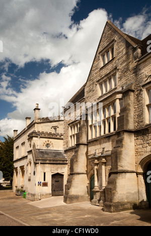 UK, Gloucestershire, Stroud, The Shambles, altes Rathaus Stockfoto