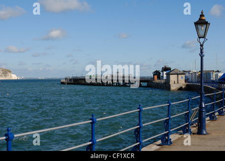 Swanage Pier, ursprünglich konstruiert 1859/60 für Versand Stein aber erweitert im Jahre 1895 für den Betrieb eines Dampfers ermöglichen Stockfoto