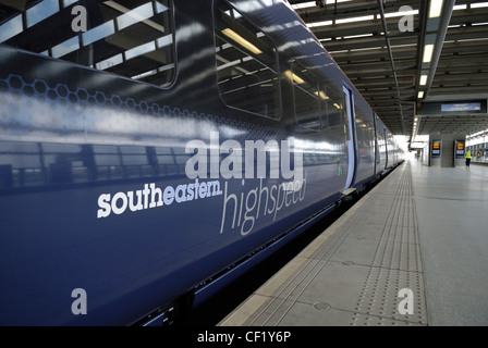 Eines der neuen high-Speed "Javelin" Züge am Bahnhof St Pancras. Diese Züge werden aus London St Pancras, Kent destinati Stockfoto