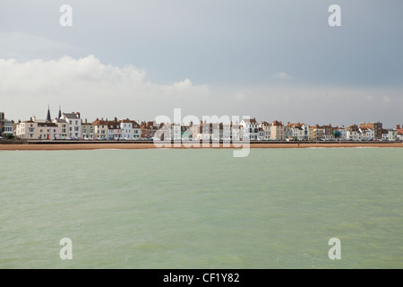 Ein Blick auf die traditionellen Cinque Port Stadt Deal vom Pier Stockfoto