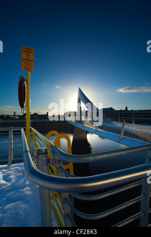 Die neue Broomielaw - Tradeston-Brücke über den River Clyde in Glasgow. Stockfoto