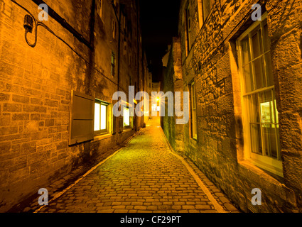 Backstreet-Edinburgh-Gasse in der Nähe der Grassmarket. Stockfoto