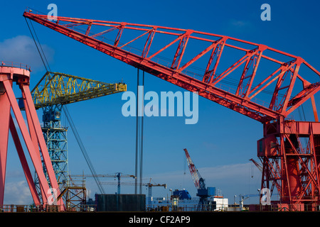 Krane in der Werft Swan Hunter in Wallsend. Stockfoto