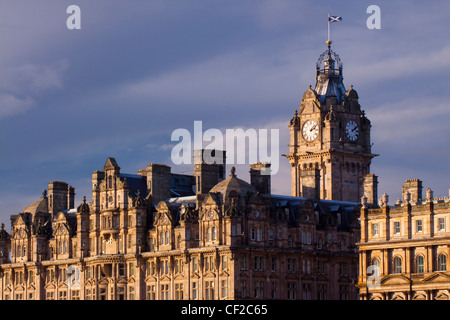 Balmoral Hotel Uhrturm, oft als der am meisten fotografierte Uhrturm in Schottland. Stockfoto