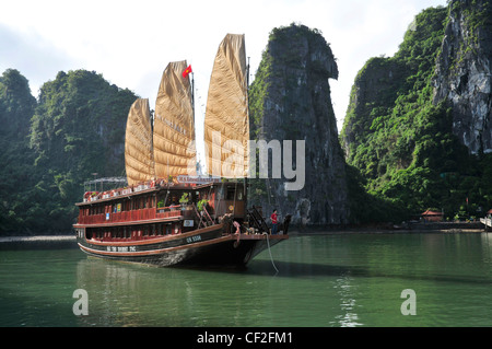 Ha Long Bucht, vietnam Stockfoto