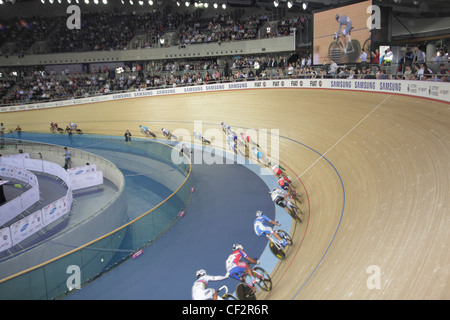 London Olympischen Velodrom track cycling-Bike-Rennen Stockfoto