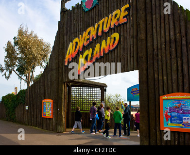 Der Eingang zum Adventure Island, ein Themenpark auf dem westlichen Vorplatz in Southend-on-Sea. Stockfoto