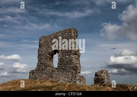 Dunideer Wallburg, einmal eine beeindruckende Pictish hill Fort Siedlung ca. 1000BC und 13. Jahrhundert Schloss. Stockfoto