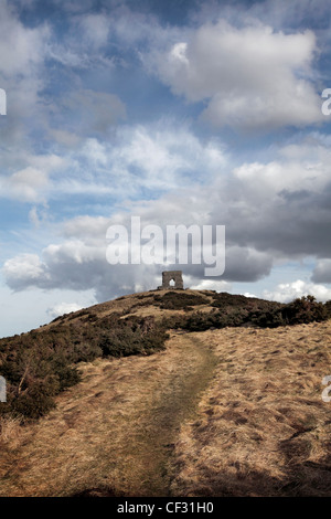 Dunideer Wallburg, einmal eine beeindruckende Pictish hill Fort Siedlung ca. 1000BC und 13. Jahrhundert Schloss. Stockfoto