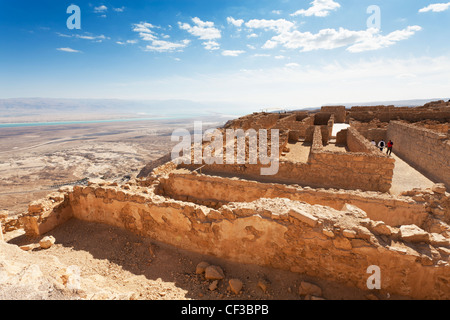 Israel, Festung Masada, Lagerräume und die umliegende Wüste Stockfoto