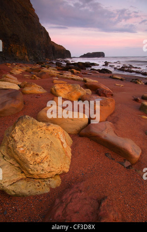 Den Blick entlang der Küste in Richtung gegen Nab. Stockfoto