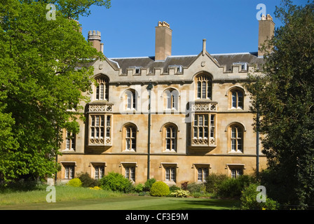 Die Anlage und die Gärten des Clare College in Cambridge. Clare College gegründet 1326 ist das zweite älteste von Cambridge ist dreißig Stockfoto