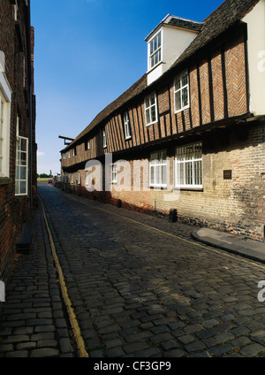 Diese Hansestadt Lager entlang einer engen Gasse hinunter zum Fluss Great Ouse C 1475 als Depot für die Hanse entstand ein Stockfoto