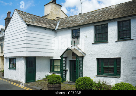 Der Beatrix Potter Gallery in Hawkshead. Gebäude aus dem 17. Jahrhundert war einst das Büro von ihrem Ehemann William Heelis. Die Galler Stockfoto