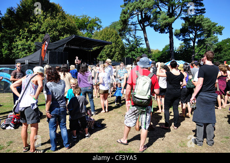 Musikbühne am The Great Kiwi Beer Festival, Hagley Park, Christchurch, Canterbury District, Neuseeland Stockfoto