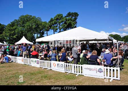 Bierzelte auf The Great Kiwi Beer Festival, Hagley Park, Christchurch, Canterbury District, Neuseeland Stockfoto