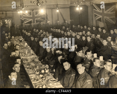 Regiments Abendessen, 23. Staffordshire Bataillon Heimwehr, c 1941. Stockfoto