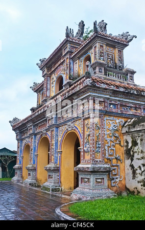 Hien Nhan Tor, Kaiserstadt, Zitadelle, Hue, Vietnam Stockfoto