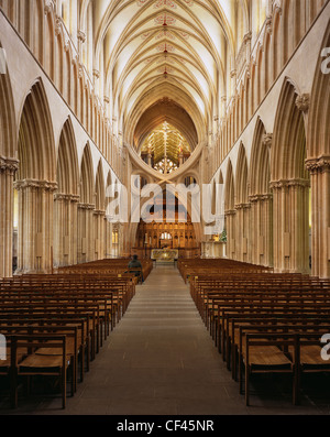 Das Kirchenschiff in Wells Cathedral. Edward Hutton schrieb der Brunnen, die "Es gibt Orte auf der Welt so schön, so glücklich oder so Sacre Stockfoto