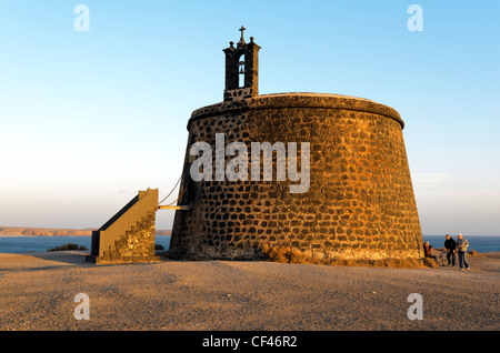 Castillo de Las Coloradas am Punta del Aguila, Lanzarote, Kanarische Inseln - Spanien Stockfoto