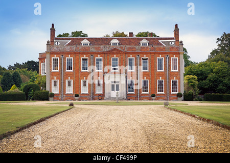 Belchamp Hall ist eine Königin Anne Periode englisches Landhaus im Jahre 1720 erbaut und befindet sich am Rande der das alte Dorf von Belchamp Walter Stockfoto