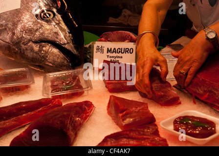 Thunfisch-Shop. La Boqueria-Markt. Barcelona. Katalonien. Spanien. Stockfoto