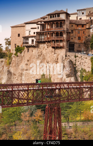 Casa Colgadas oder hängenden Häuser, wohnen nun das Museum für spanische abstrakte Kunst, Cuenca, Spanien. Stockfoto